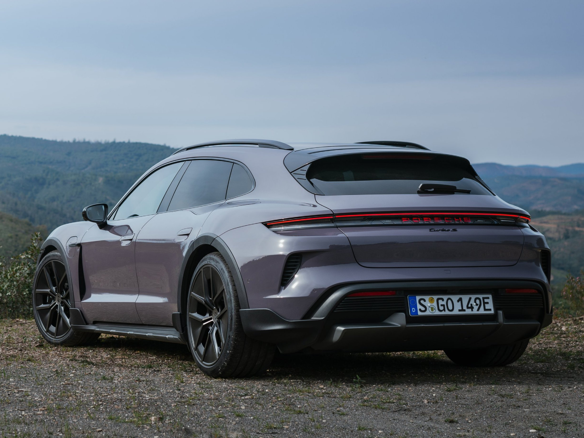 Porsche Taycan sport turismo